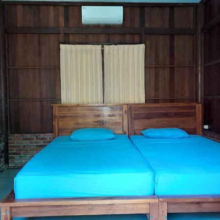 Khalisha Villa Airsatang Екстериор снимка